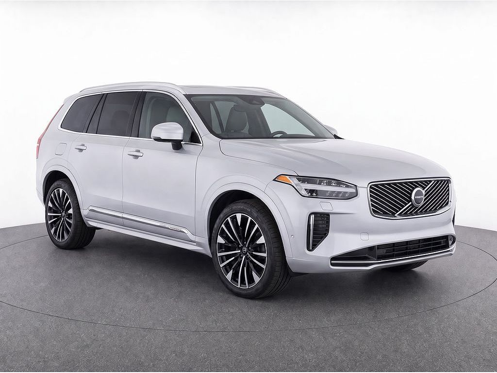 2026 Volvo XC90 B6 Plus 7-Seater