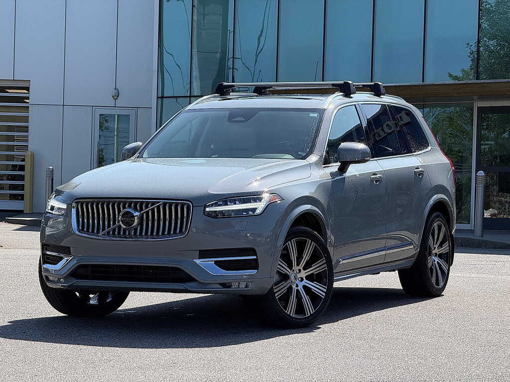 2024 Volvo XC90 B6 Plus