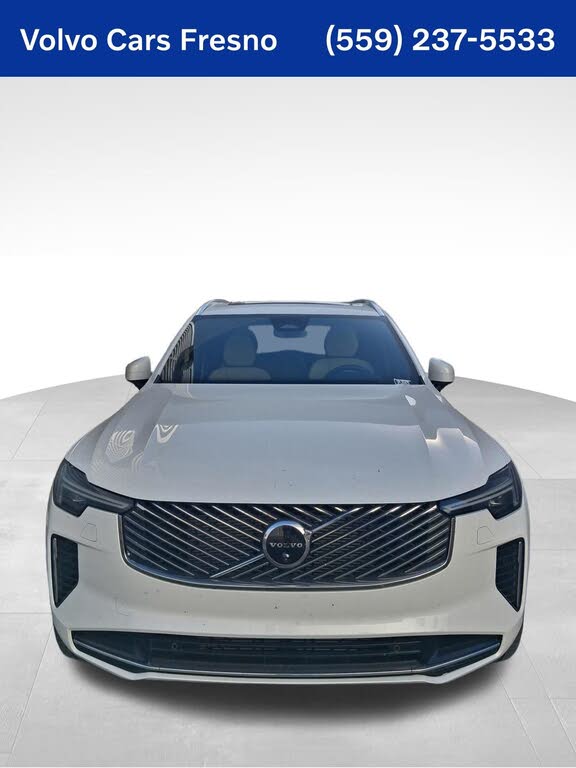 2026 Volvo XC90 B6 Plus