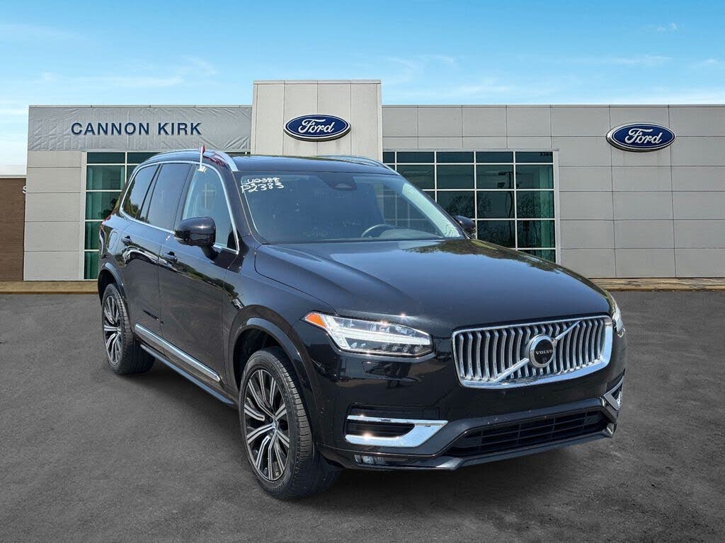 2024 Volvo XC90 B6 Plus
