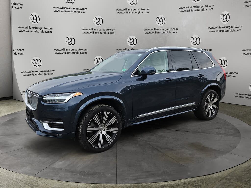2025 Volvo XC90 B6 Plus