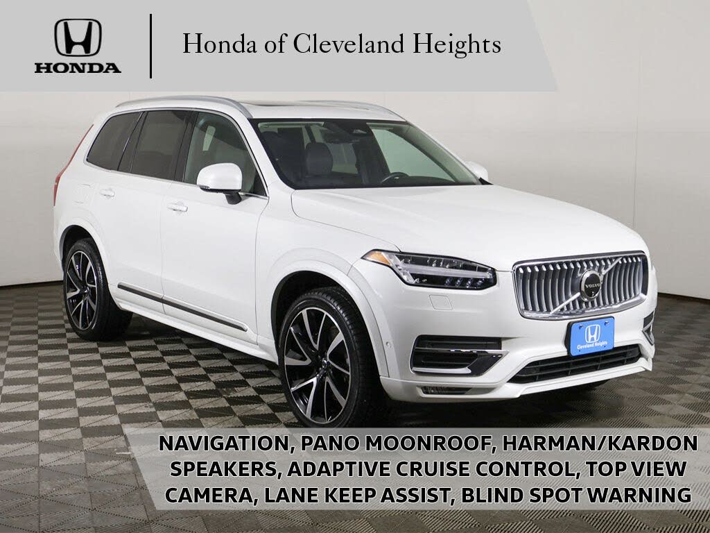 2024 Volvo XC90 B6 Plus