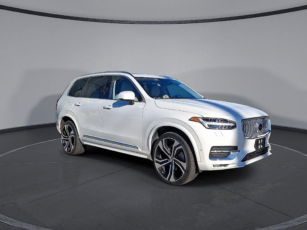 2024 Volvo XC90 B6 Ultimate