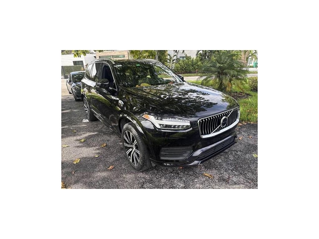 2023 Volvo XC90 B6 Core