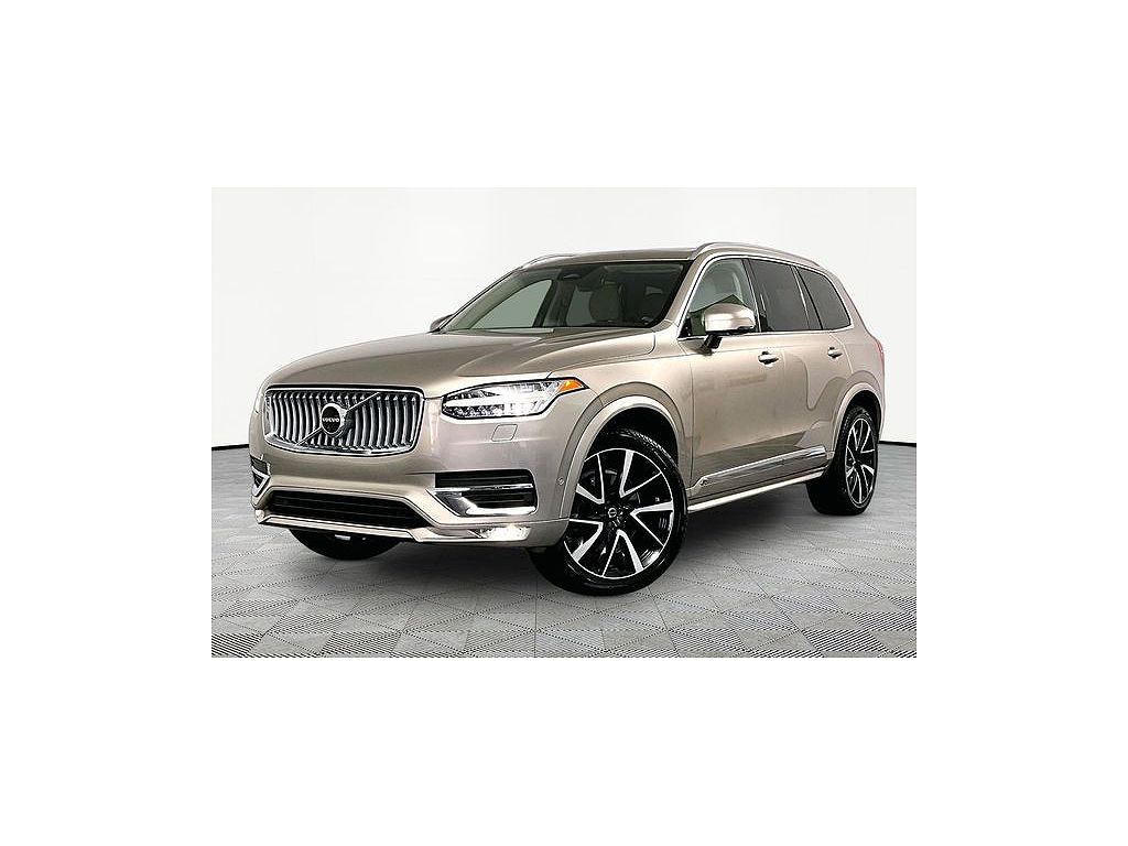 2023 Volvo XC90 B6 Plus Bright