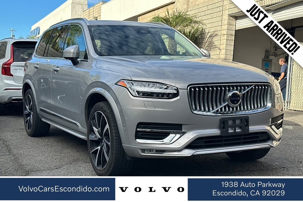2023 Volvo XC90 B6 Plus Bright