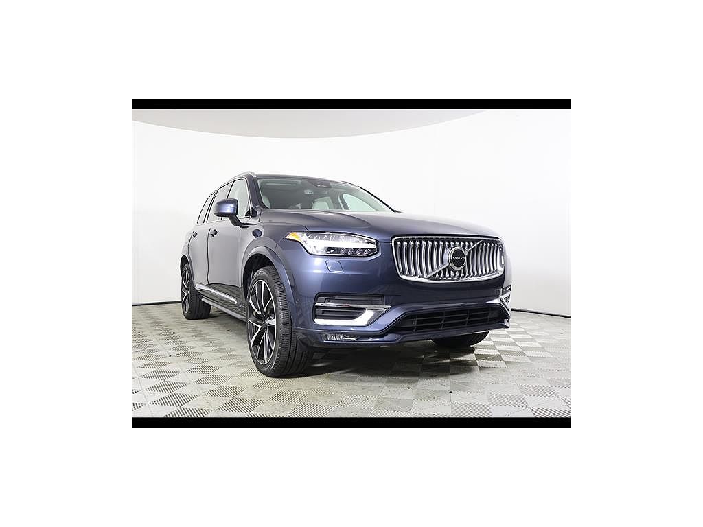 2023 Volvo XC90 B6 Plus Bright