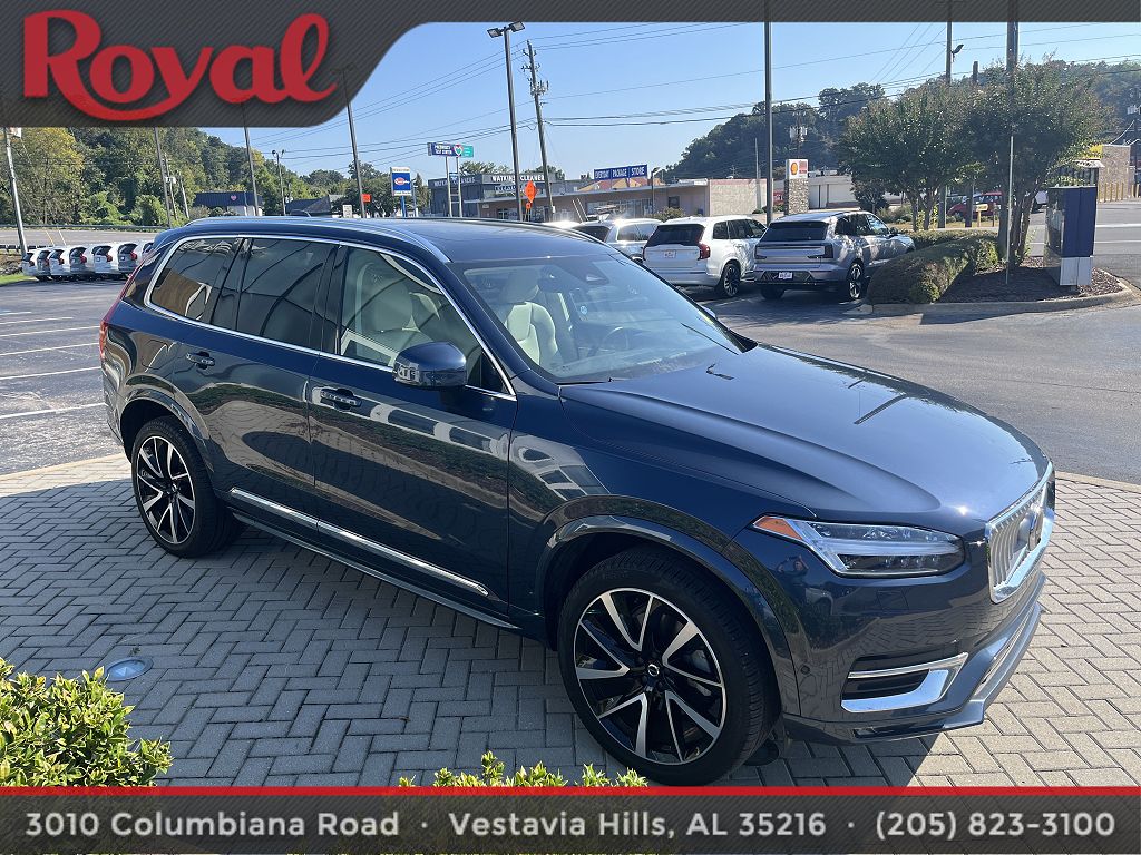 2023 Volvo XC90 B6 Plus Bright