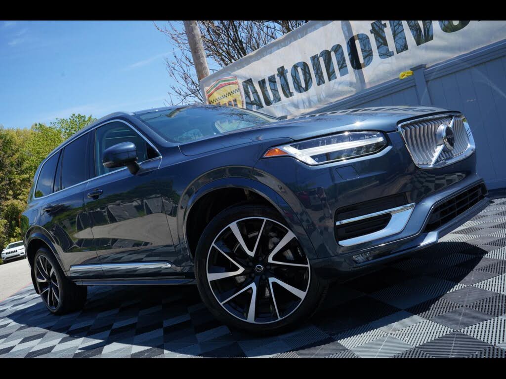 2023 Volvo XC90 B6 Plus Bright