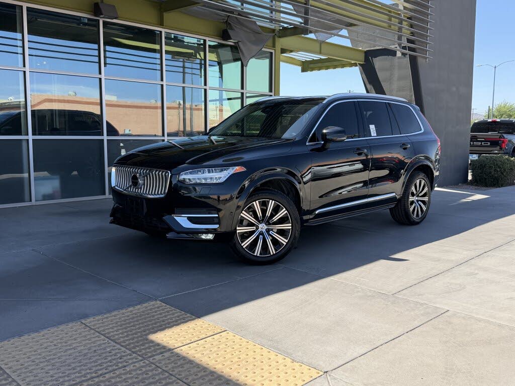 2023 Volvo XC90 B6 Plus Bright