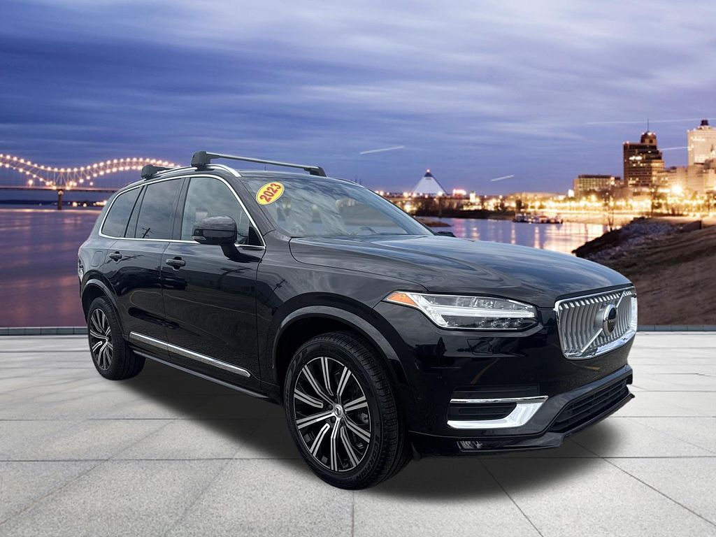 2023 Volvo XC90 B6 Plus Bright