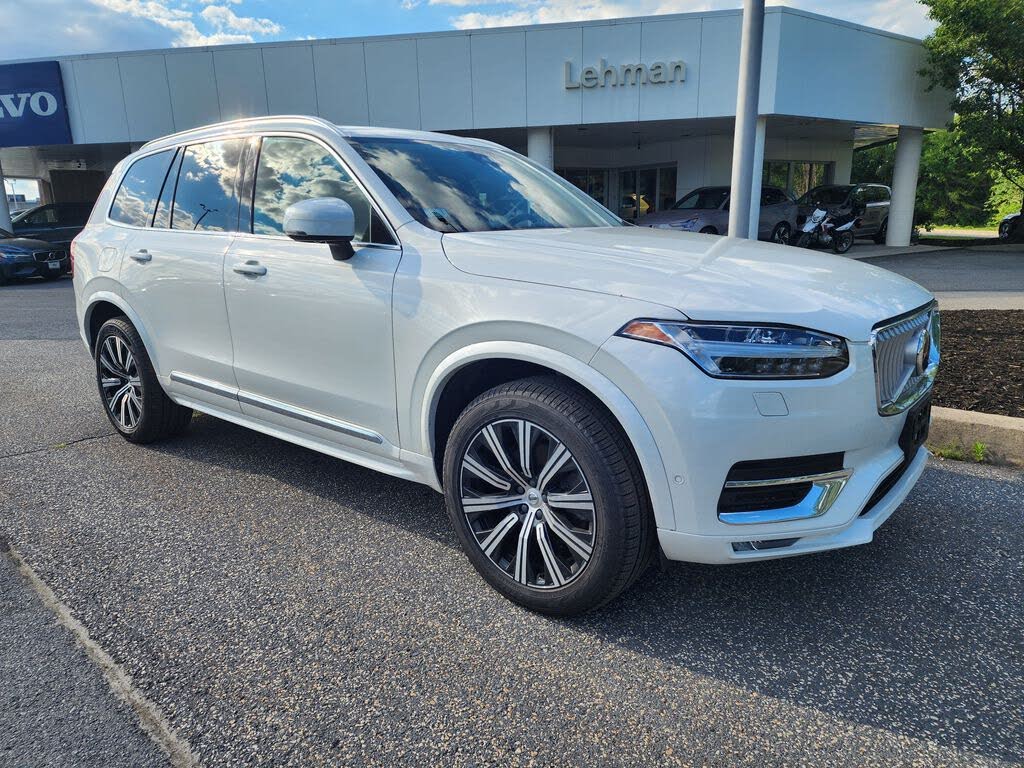 2023 Volvo XC90 B6 Plus Bright