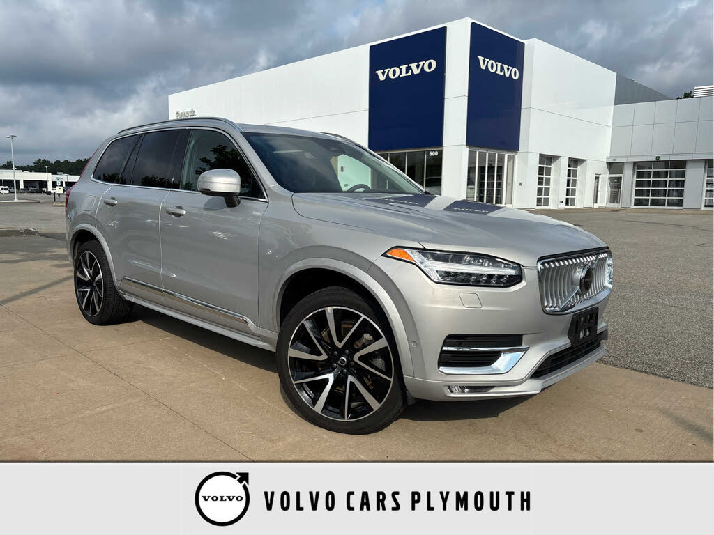 2023 Volvo XC90 B6 Plus Bright