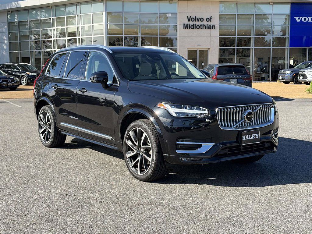 2023 Volvo XC90 B6 Plus Bright