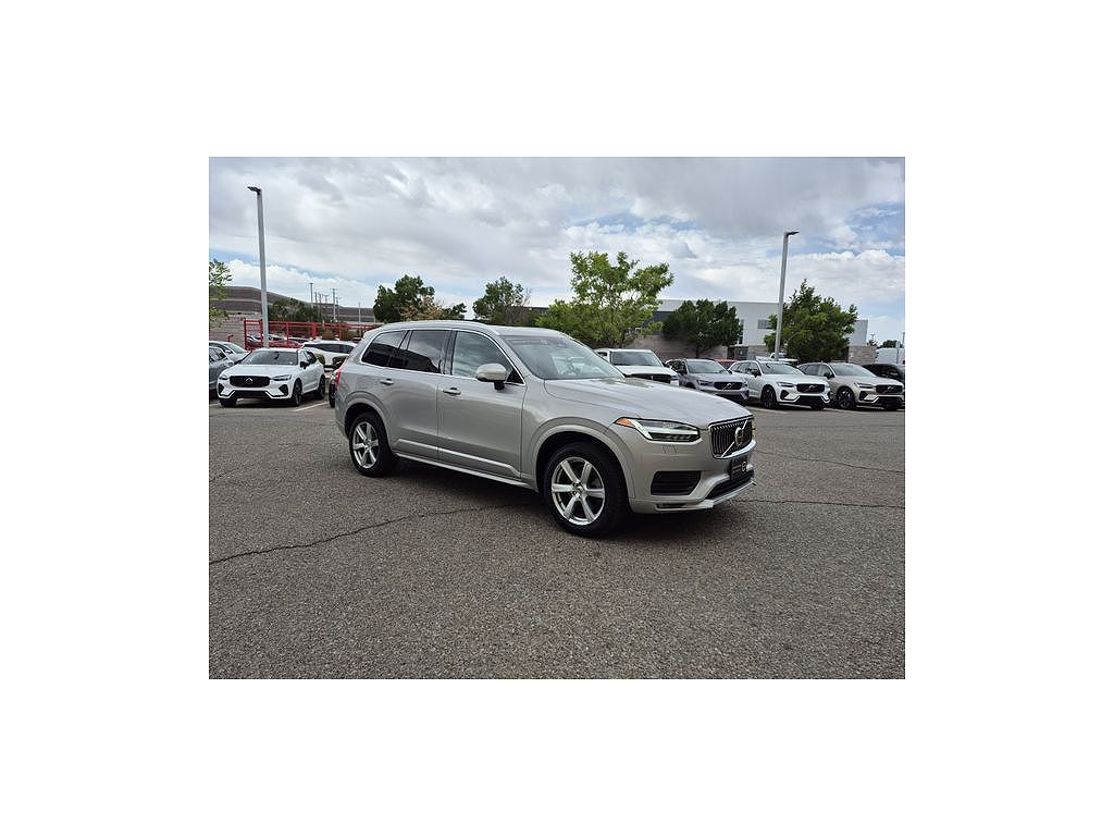 2023 Volvo XC90 B6 Core