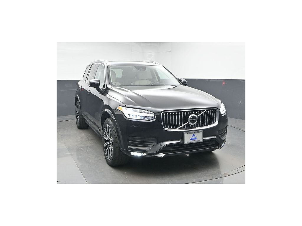 2023 Volvo XC90 B6 Core