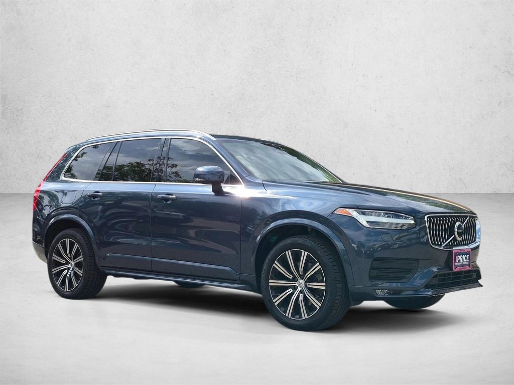 2023 Volvo XC90 B6 Core