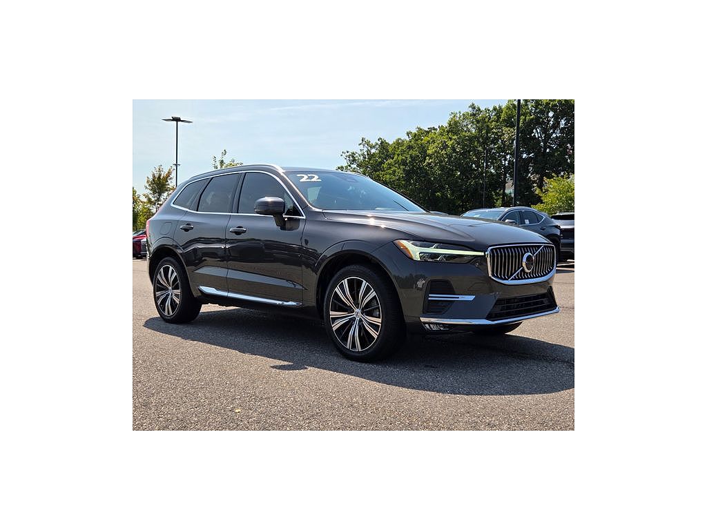 2022 Volvo XC60 B6 Inscription