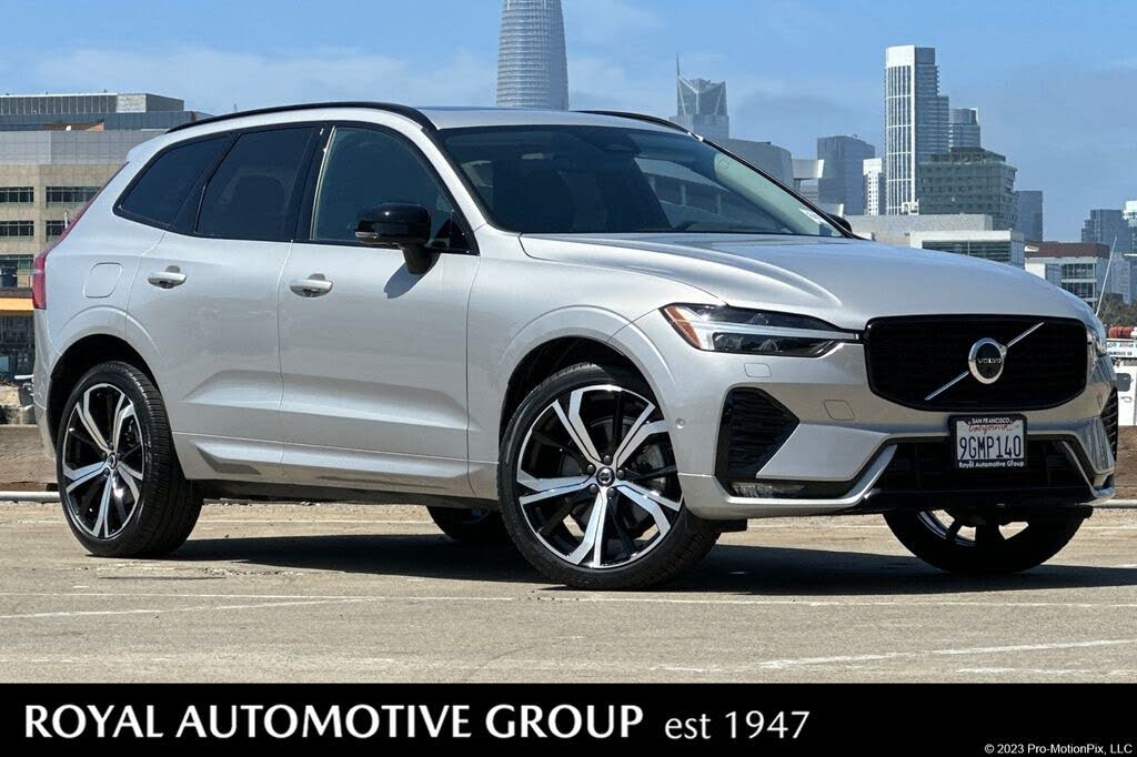 2023 Volvo XC60 B6 Ultimate Dark