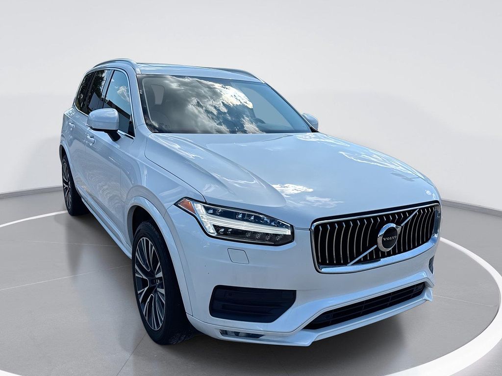 2021 Volvo XC90 T5 Momentum