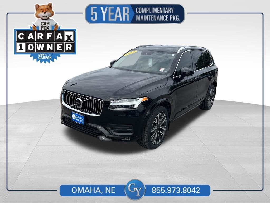 2022 Volvo XC90 T5 Momentum