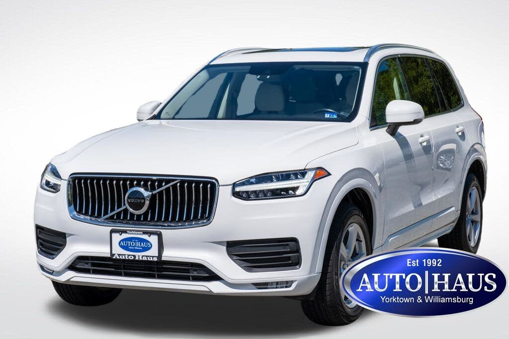 2020 Volvo XC90 T5 Momentum