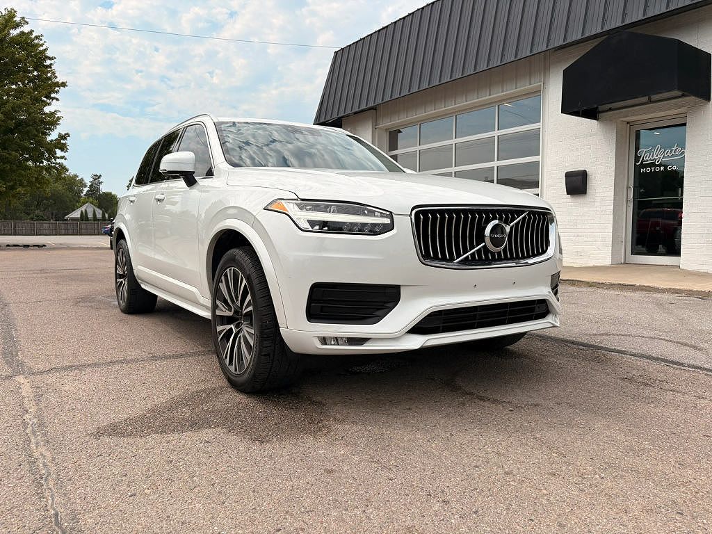2020 Volvo XC90 T5 Momentum
