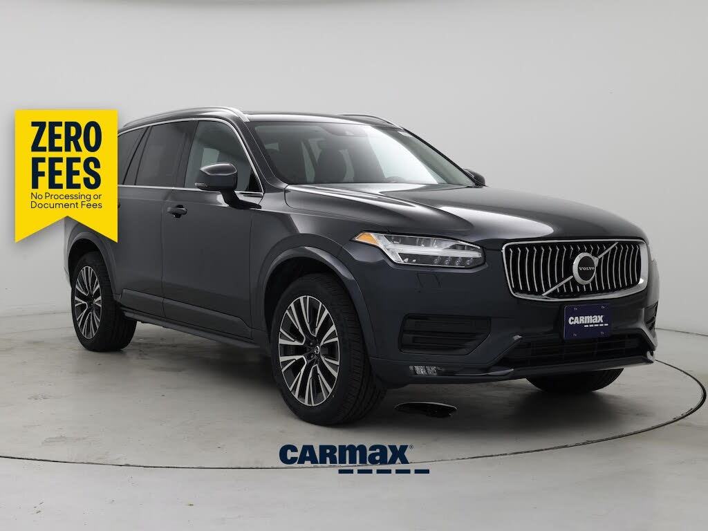 2022 Volvo XC90 T5 Momentum
