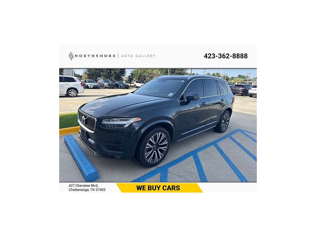 2022 Volvo XC90 T5 Momentum