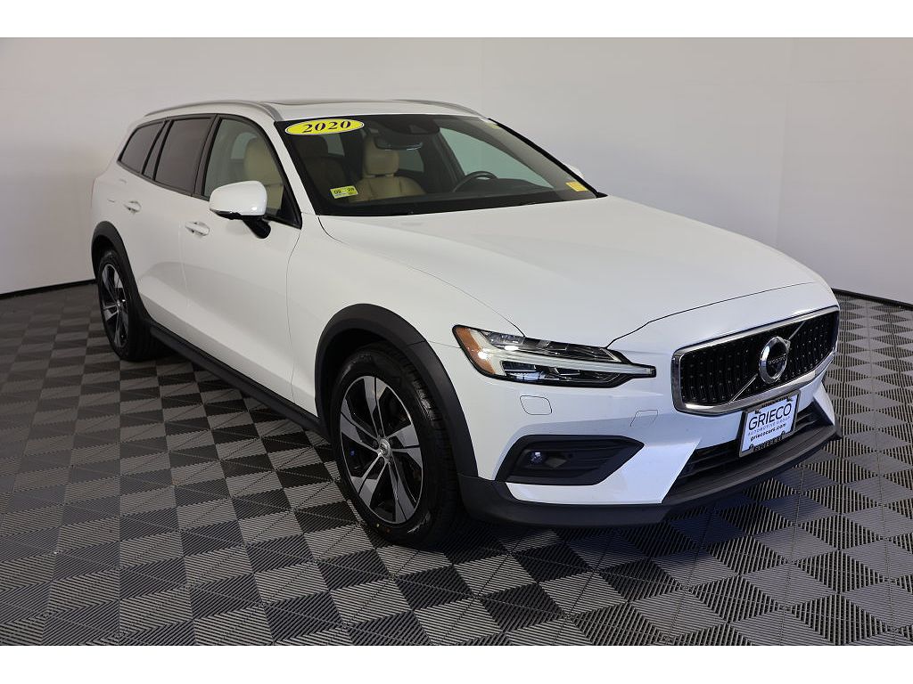 2020 Volvo V60 T5