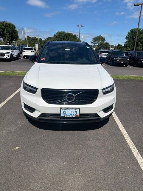 2021 Volvo XC40 T5 R-Design