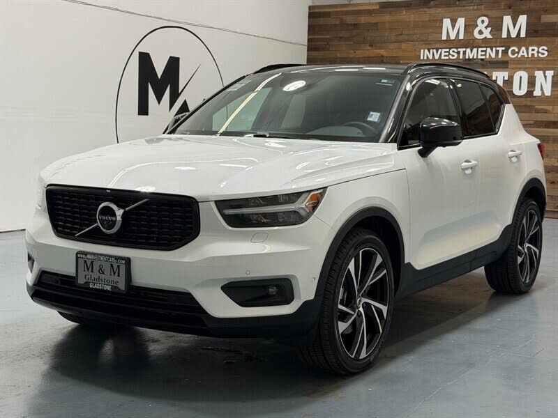 2019 Volvo XC40 T5 R-Design
