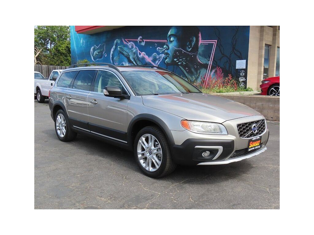 2016 Volvo XC70 T5 Drive-E Premier