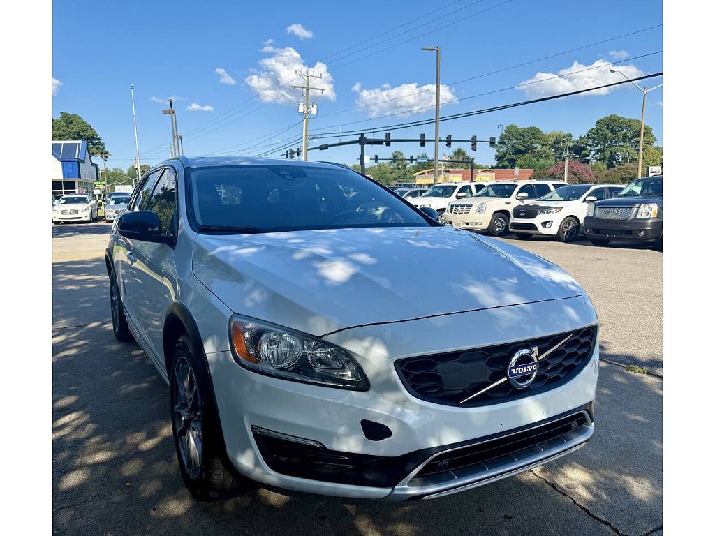2018 Volvo V60 T5