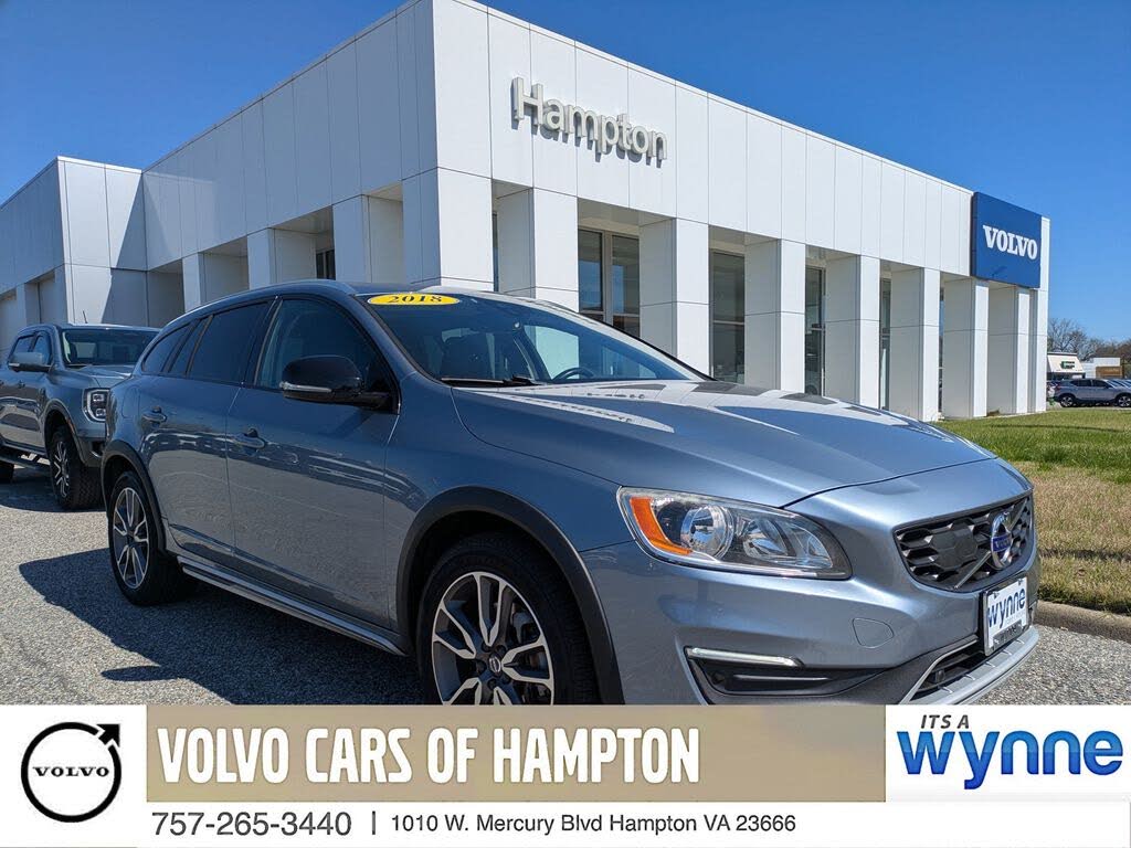 2018 Volvo V60 Cross Country T5