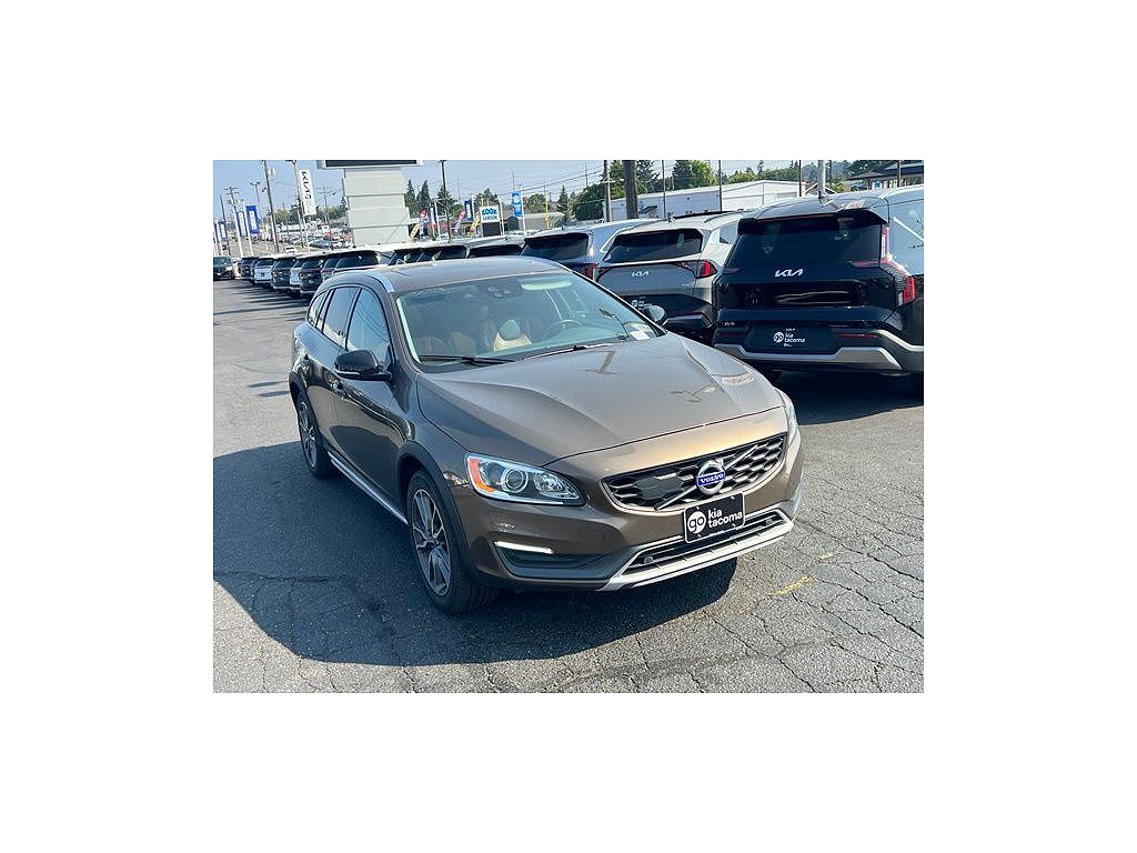 2016 Volvo V60 T5 Platinum
