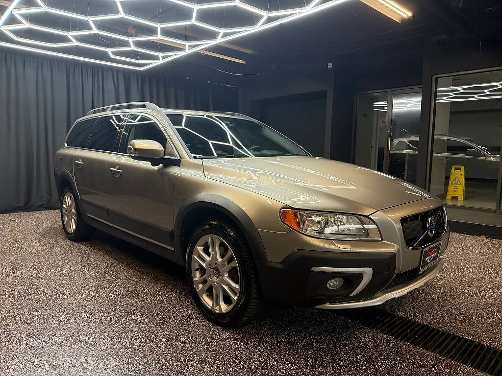2016 Volvo XC70 T5 Platinum
