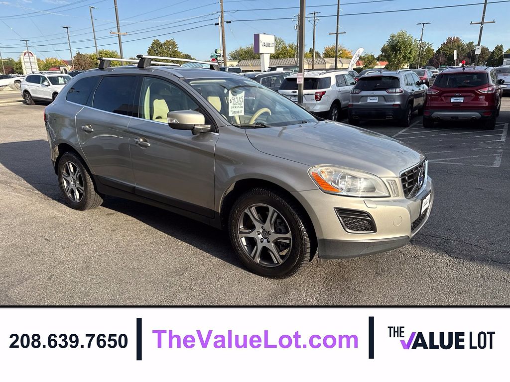 2012 Volvo XC60 T6 R-Design