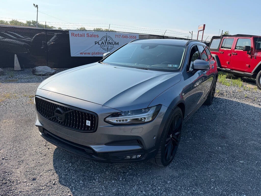 2017 Volvo V90 Cross Country T6