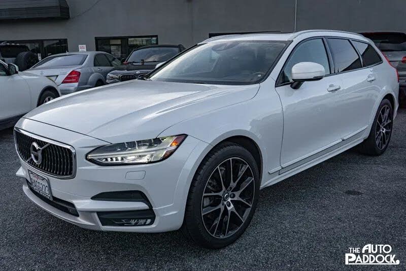 2017 Volvo V90 Cross Country T6