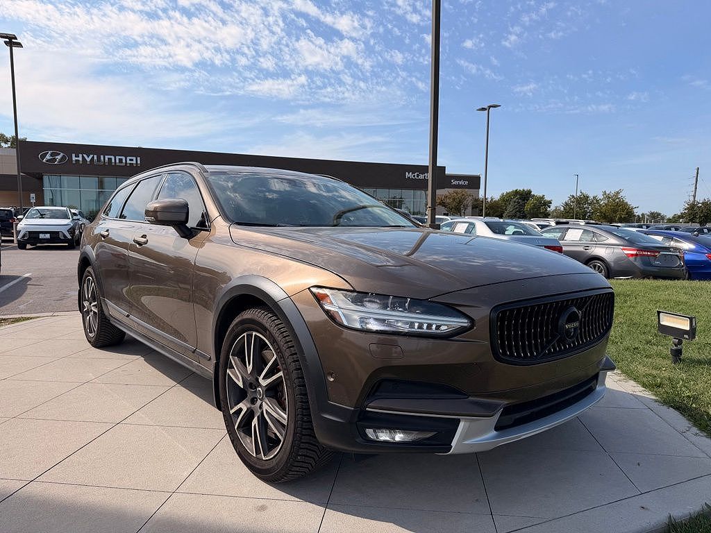 2017 Volvo V90 T6
