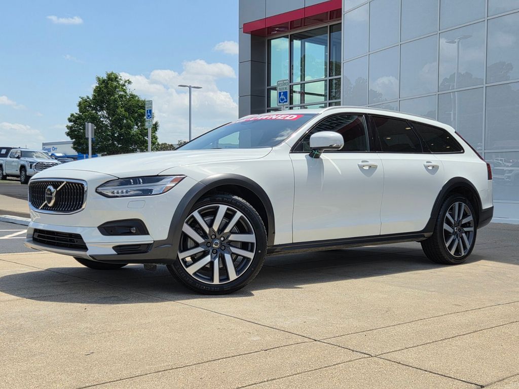 2021 Volvo V90 Cross Country T6 AWD
