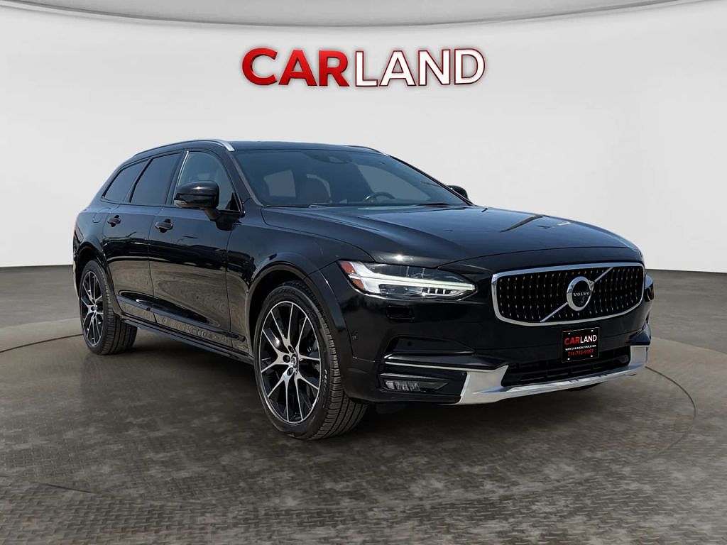 2018 Volvo V90 T6