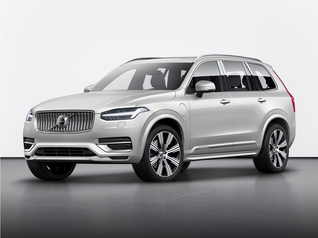 2020 Volvo XC90 T6 Momentum