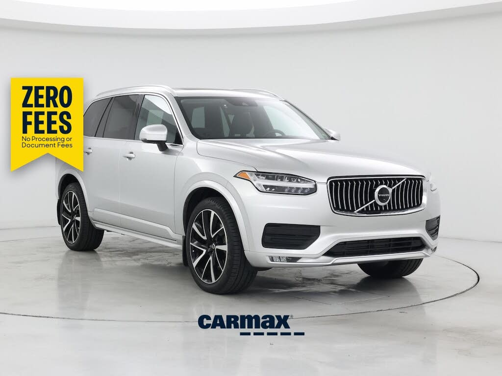 2022 Volvo XC90 T6 Momentum