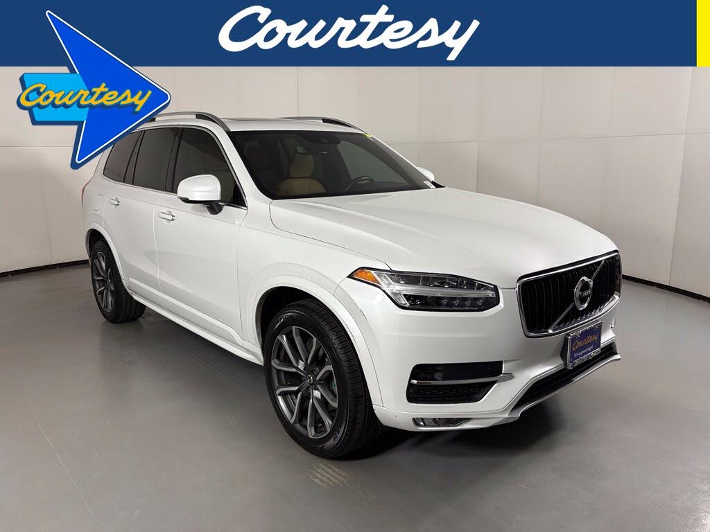 2019 Volvo XC90 T6 Momentum