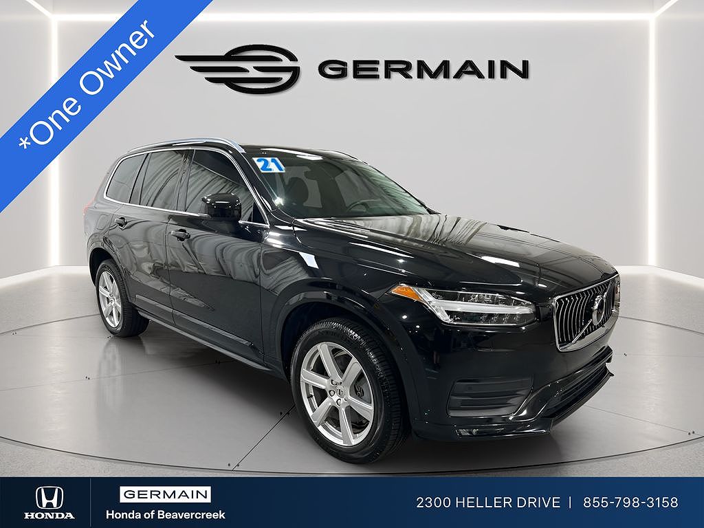 2021 Volvo XC90 T6 Momentum
