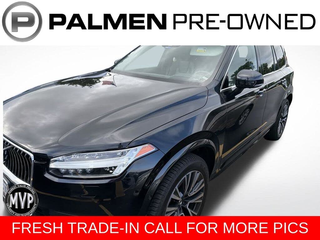 2022 Volvo XC90 T6 Momentum