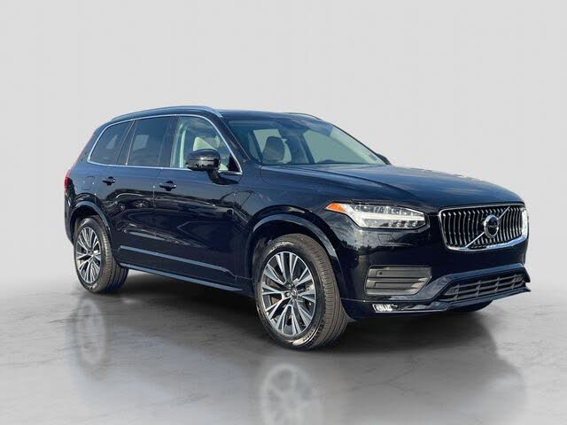 2021 Volvo XC90 T6 Momentum