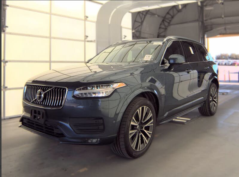 2021 Volvo XC90 T6 Momentum